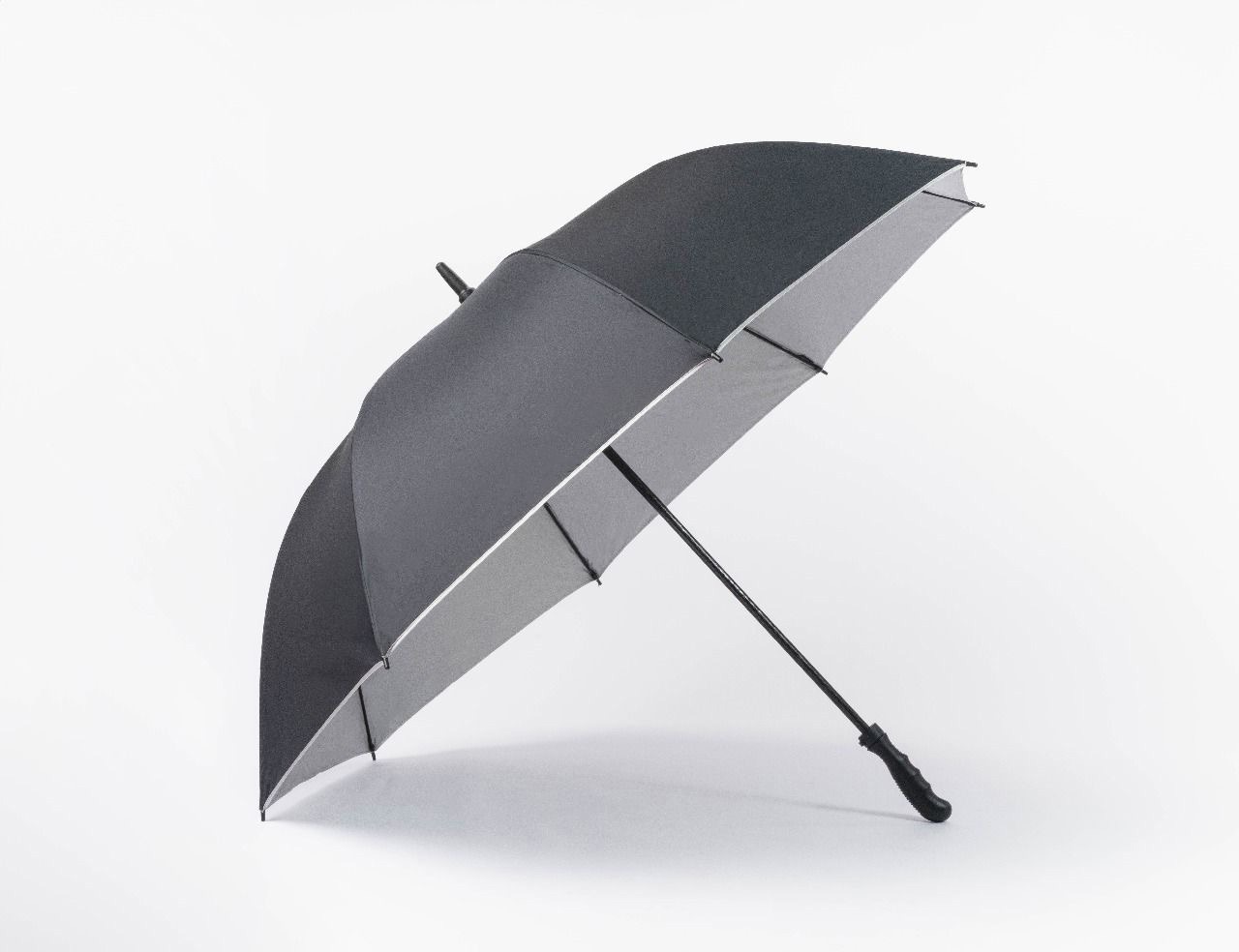 Miniatura Negro ribetes grises